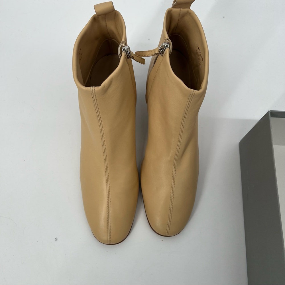 NWT Everlane Ecru‎ The Day Boot 10 Light Tan Heeled Bootie Size 10 - Picture 9 of 14